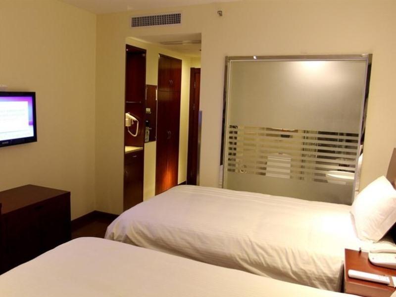 Greentree Inn Yiwu International Trade City Hotel Ngoại thất bức ảnh